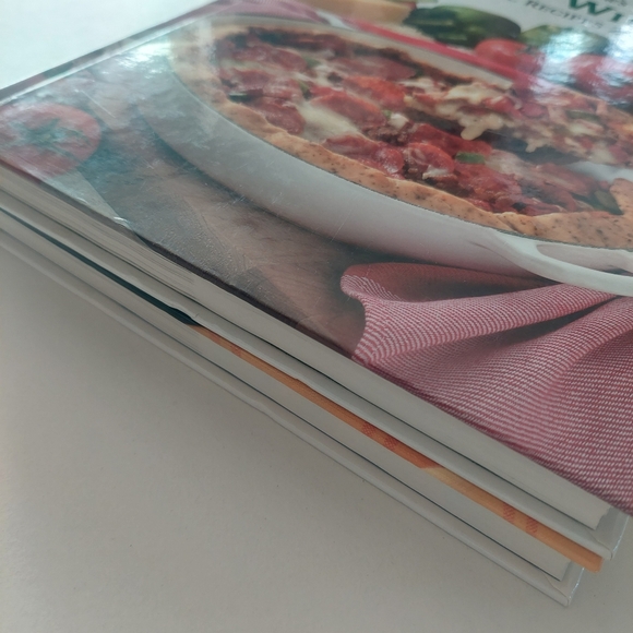 Taste Of Home Contest Winning Annual Recipe Books Lot of 2 - Picture 5 of 9